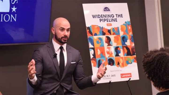 Boris Sanchez Bio: Unpacking the Political Path of Boris Johnson