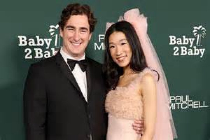 David Pownall Becca Bloom: A Modern Love Story Unfolding